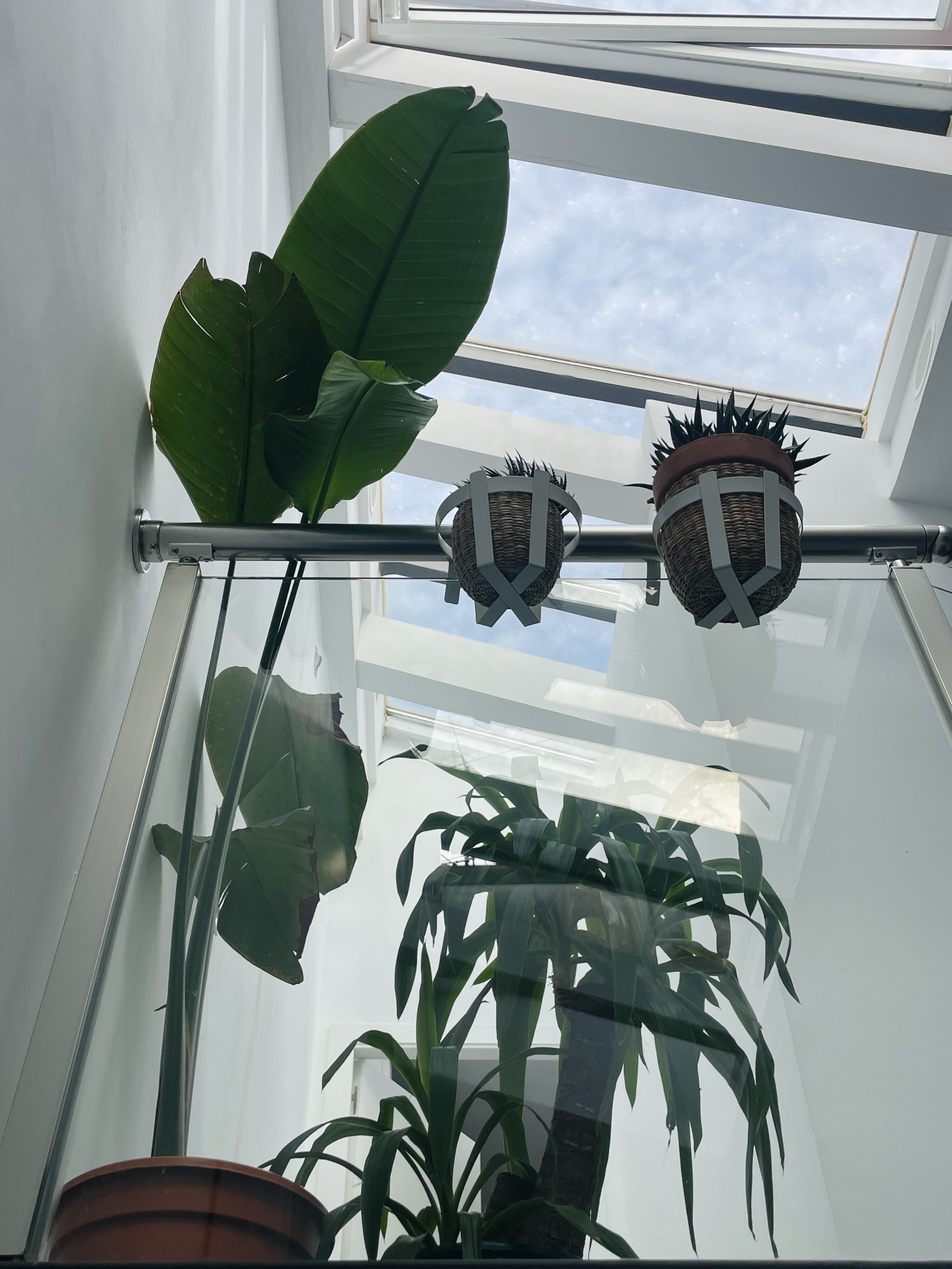 Detalle interior Nave24 — luz y materiales espacio creativo Tetuán