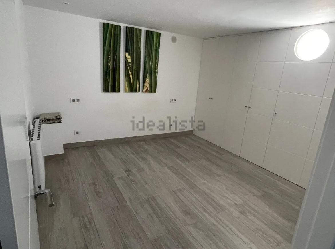 Oficina privada con baño en Tetuán — Nave24